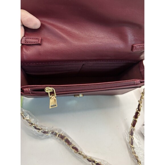 Nwt Badgley Mischka Wine Pleated Vegan Leather Small  Cross Body Bag - Picture 3 of 6